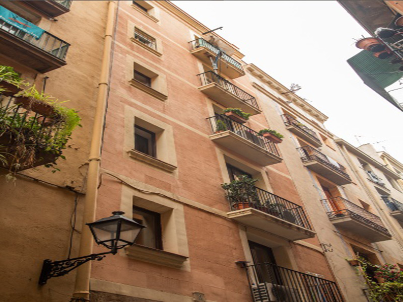Restored flat of 53 m2 in Ciutat Vella, Raval