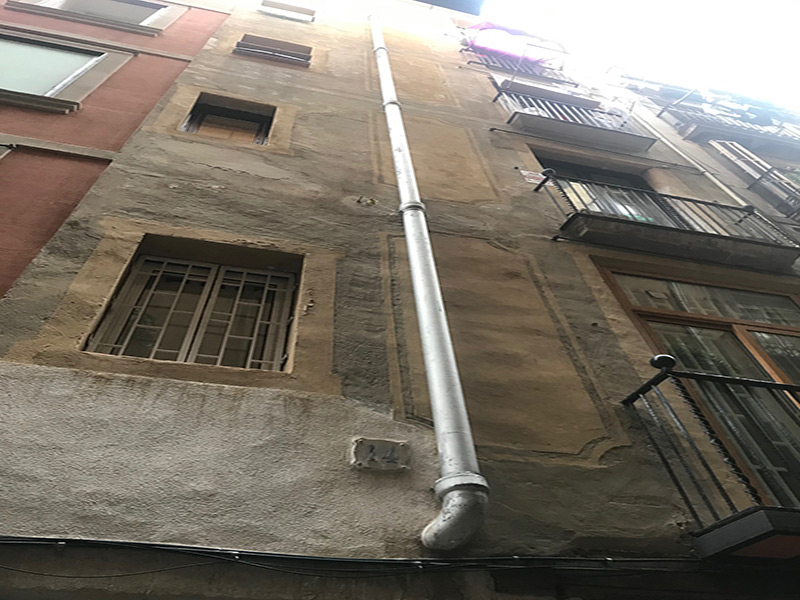 Restored flat of 60 m2 in Ciutat Vella, Borne