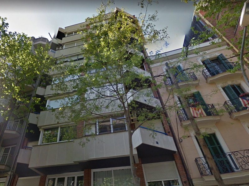 Restored flat of 84.00 m2 in L'Eixample, Sagrada Familia