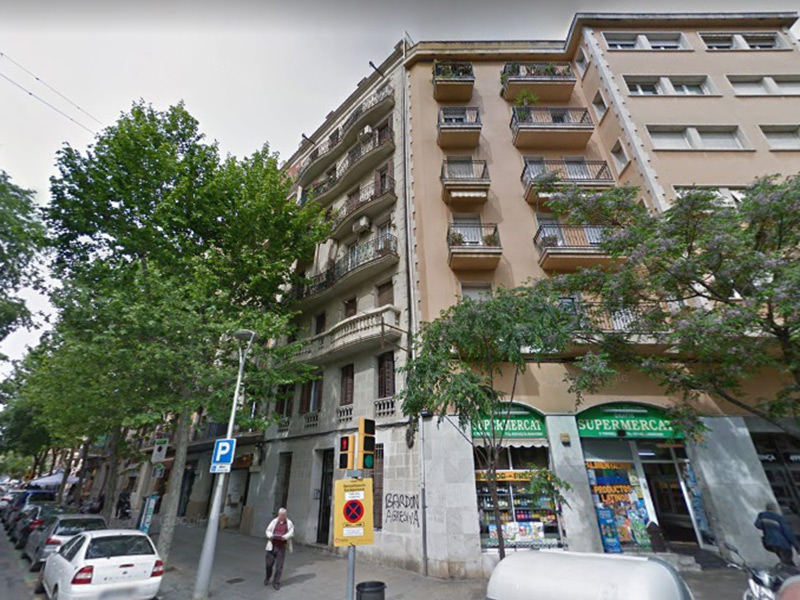 For renovation flat of 45.00 m2 in L'Eixample, Sagrada Familia