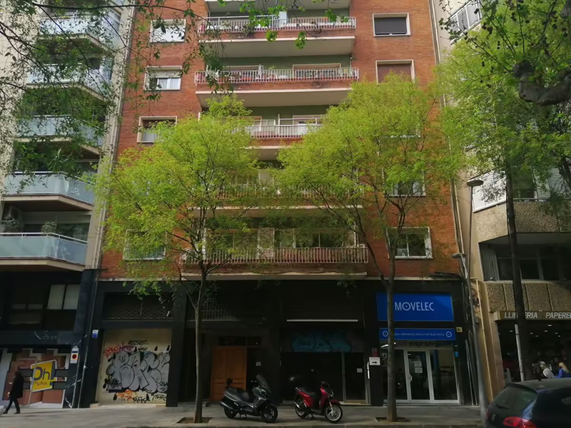 Original flat of 74 m2 in Ciutat Vella, Raval