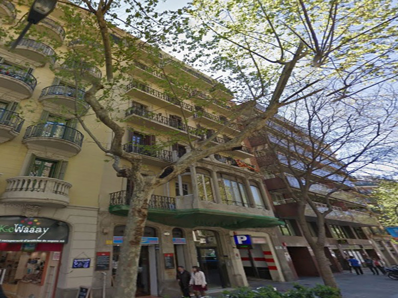 For renovation flat of 162 m2 in L'Eixample, Antiga Esquerra de l'Eixample