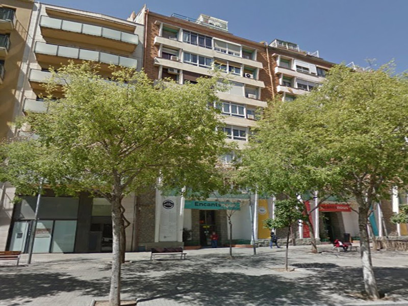 Restored flat of 81.00 m2 in L'Eixample, Sagrada Familia