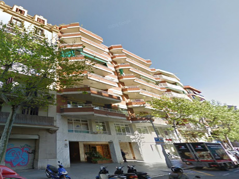 Restored flat of 70.00 m2 in L'Eixample, Sagrada Familia