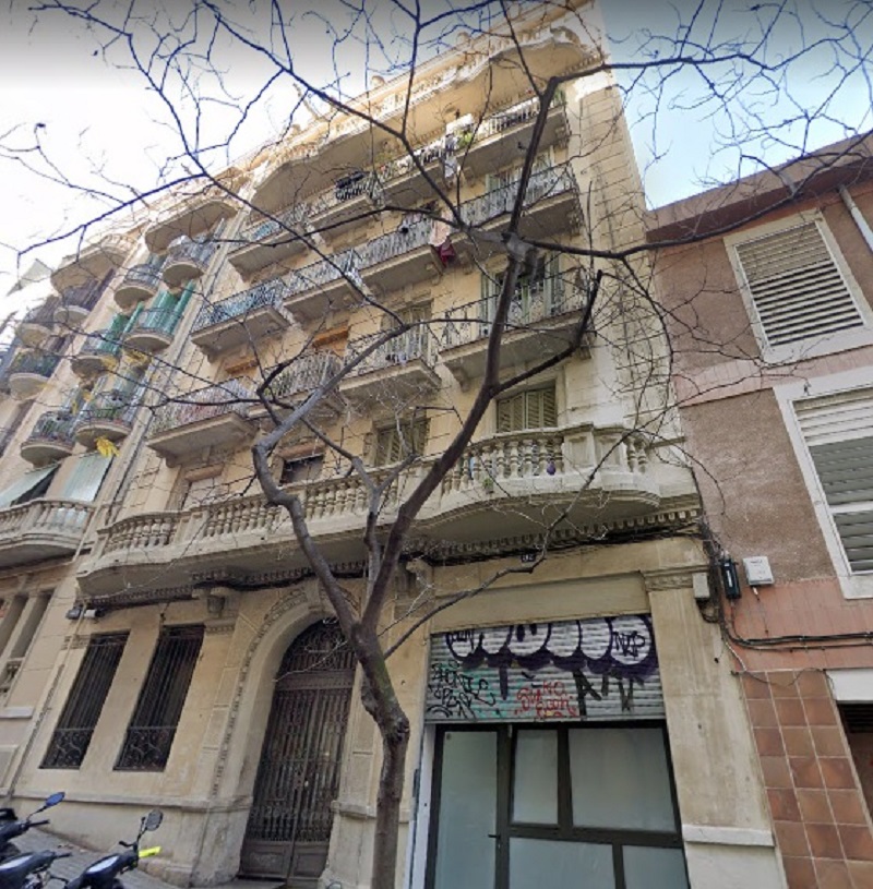 Encantador departamento reformado muy bien situado en Barcelona