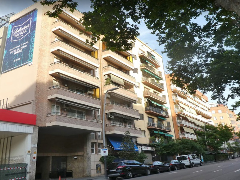 For renovation flat of 37 m2 in Sants-Montjuic, Poble Sec