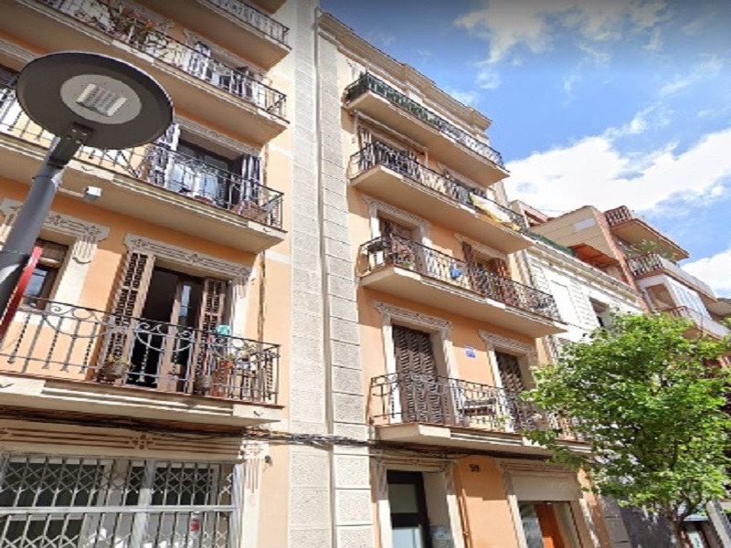 Restored flat of 50 m2 in Les Corts, Corts