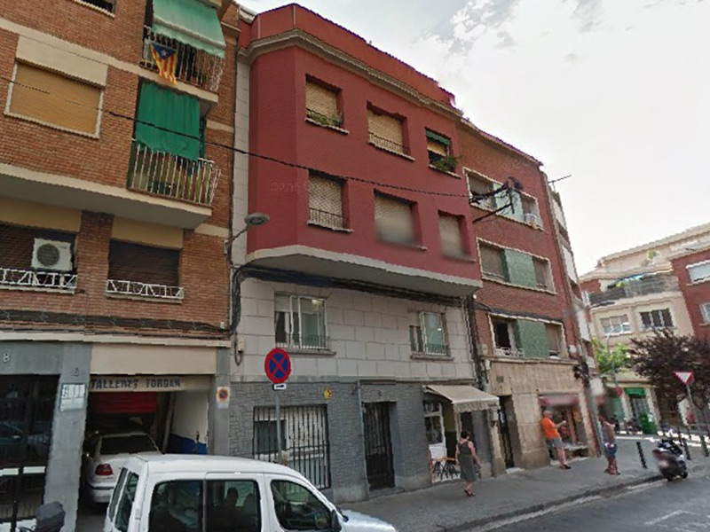 Partially restored flat of 62.00 m2 in Horta-Guinardó, Baix Guinardó