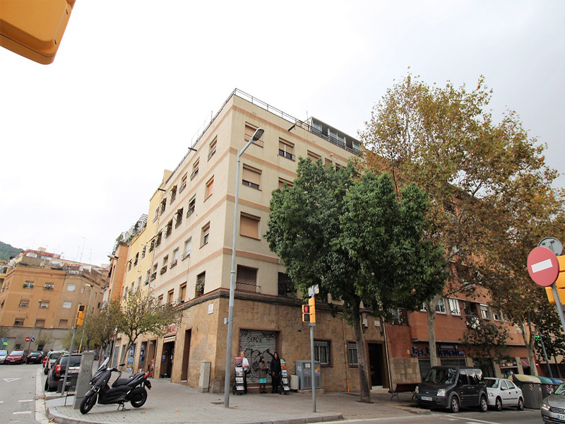Restored flat of 50.00 m2 in Nou Barris, Roquetes