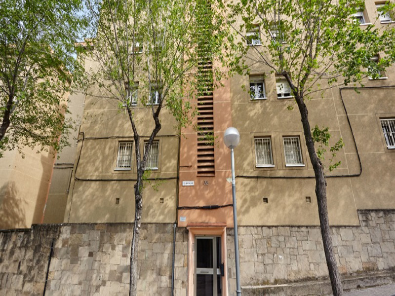 For renovation flat of 50 m2 in Nou Barris, Trinitat Nova