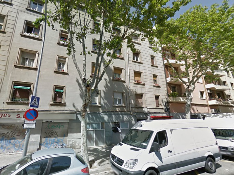 For renovation flat of 50.00 m2 in Nou Barris, Vilapicina-Torre Llobeta