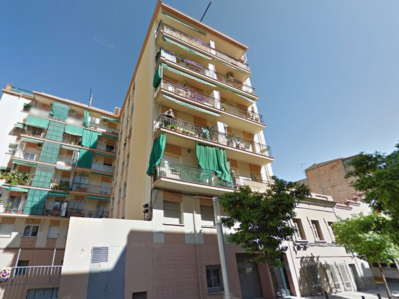 For renovation flat of 60.00 m2 in Nou Barris, Vilapicina-Torre Llobeta