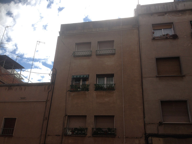 Good for rent near shopping area Nou Barris