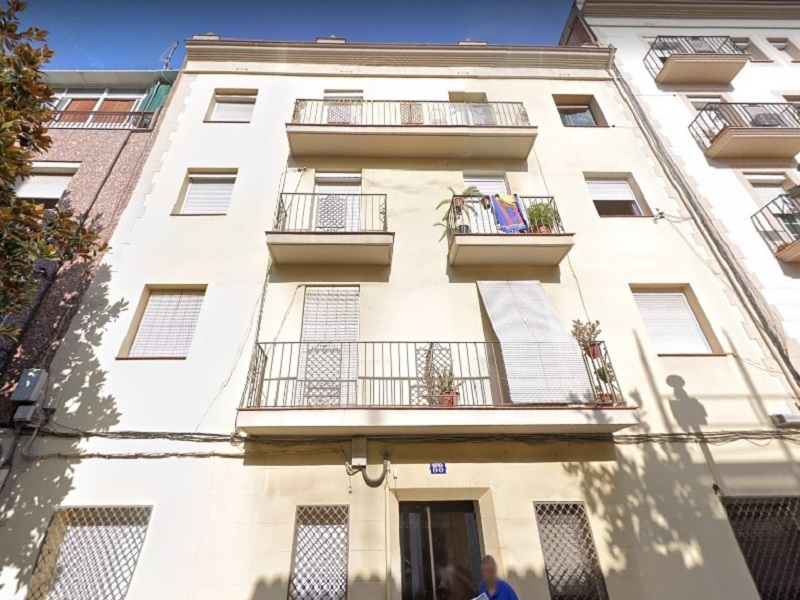 Partially restored flat of 56 m2 in Sant Andreu, Congrés i els Indians
