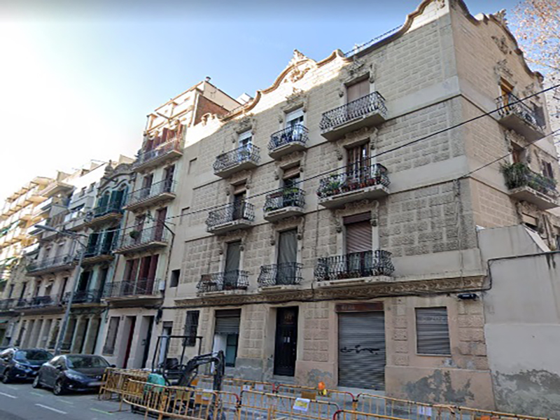 For renovation flat of 55 m2 in Sant Martí, Clot