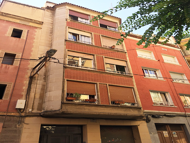For renovation flat of 56.00 m2 in , 
